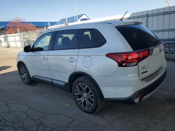 JA4AZ3A33GZ017198 2016 MITSUBISHI OUTLANDER - Image 2