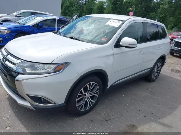 JA4AZ3A33GZ023468 2016 MITSUBISHI OUTLANDER - Image 2