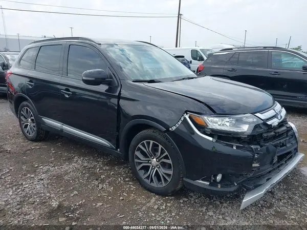 JA4AZ3A33GZ037158 2016 MITSUBISHI OUTLANDER - Image 1