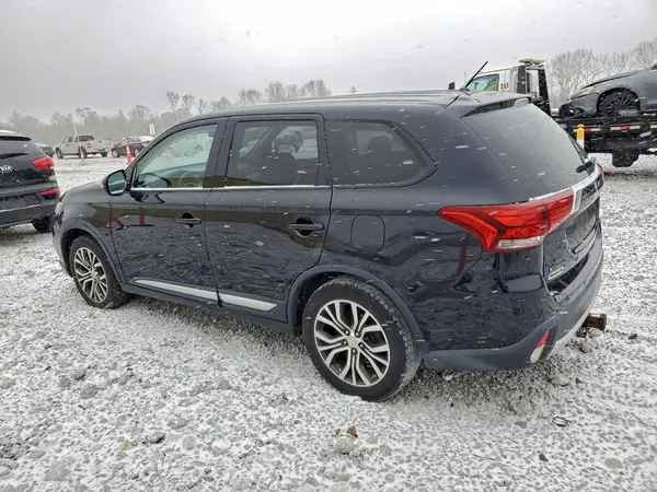 JA4AZ3A33GZ039430 2016 MITSUBISHI OUTLANDER - Image 2