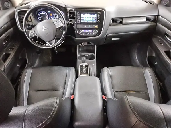 JA4AZ3A33GZ044658 2016 MITSUBISHI OUTLANDER - Image 8