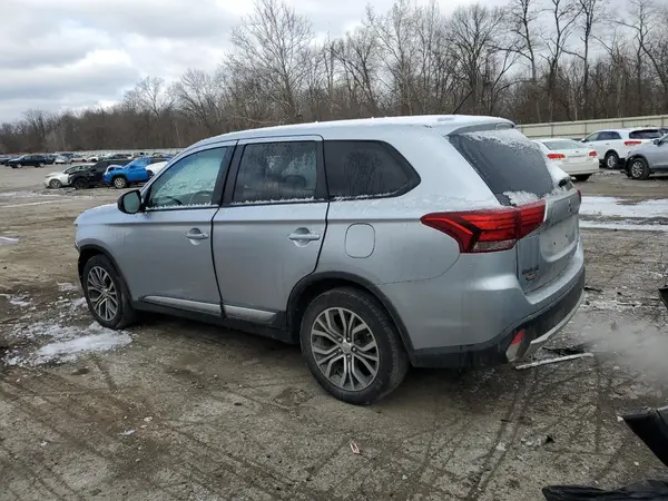 JA4AZ3A33GZ048287 2016 MITSUBISHI OUTLANDER - Image 2