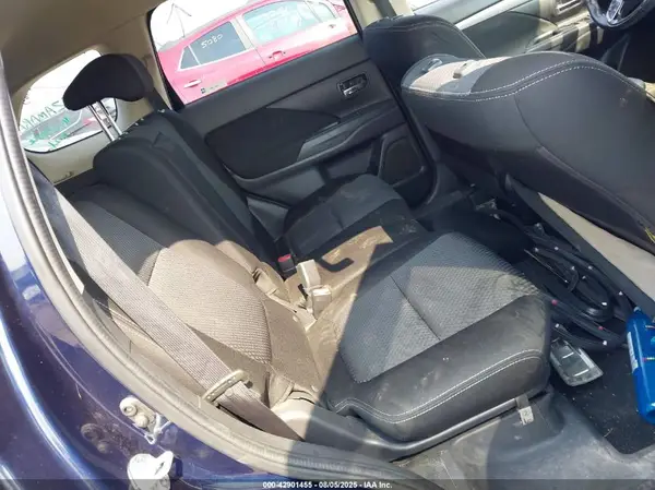JA4AZ3A33GZ048693 2016 MITSUBISHI OUTLANDER - Image 8