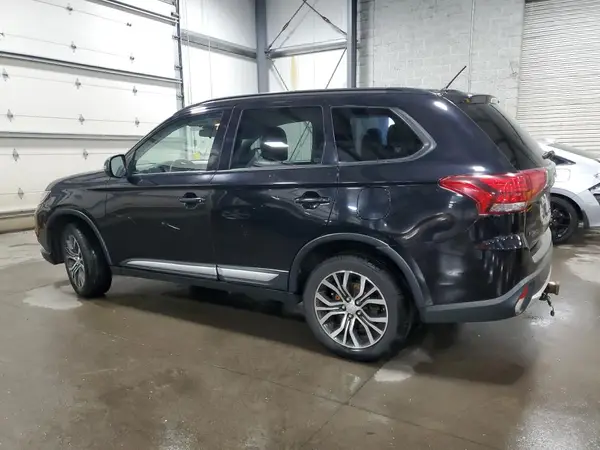 JA4AZ3A33GZ057264 2016 MITSUBISHI OUTLANDER - Image 2