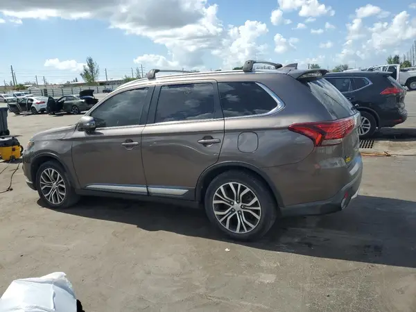 JA4AZ3A33HZ011368 2017 MITSUBISHI OUTLANDER - Image 2