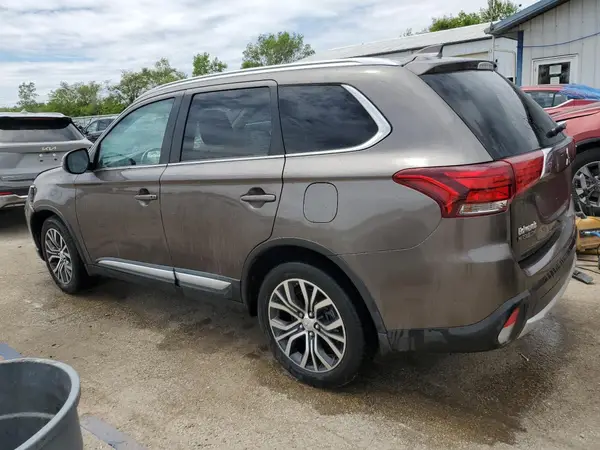 JA4AZ3A33HZ014190 2017 MITSUBISHI OUTLANDER - Image 2