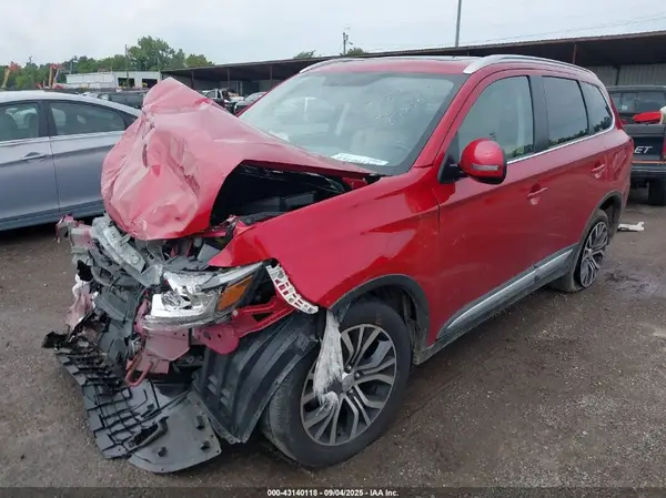 JA4AZ3A33HZ052437 2017 MITSUBISHI OUTLANDER - Image 2