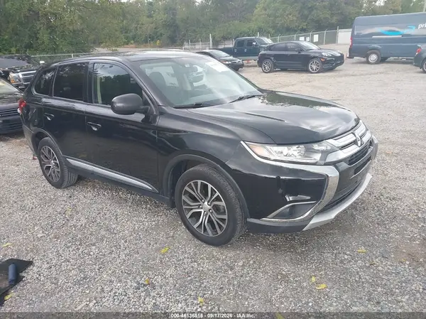 JA4AZ3A33JJ000682 2018 MITSUBISHI OUTLANDER - Image 1