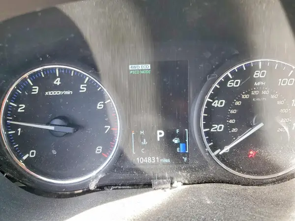 JA4AZ3A33JJ005218 2018 MITSUBISHI OUTLANDER - Image 8