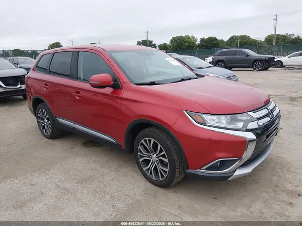 JA4AZ3A33JZ007147 2018 MITSUBISHI OUTLANDER - Image 1
