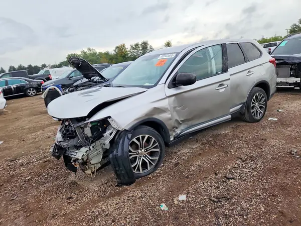 JA4AZ3A33JZ057191 2018 MITSUBISHI OUTLANDER - Image 1