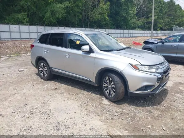 JA4AZ3A33KJ000988 2019 MITSUBISHI OUTLANDER - Image 1