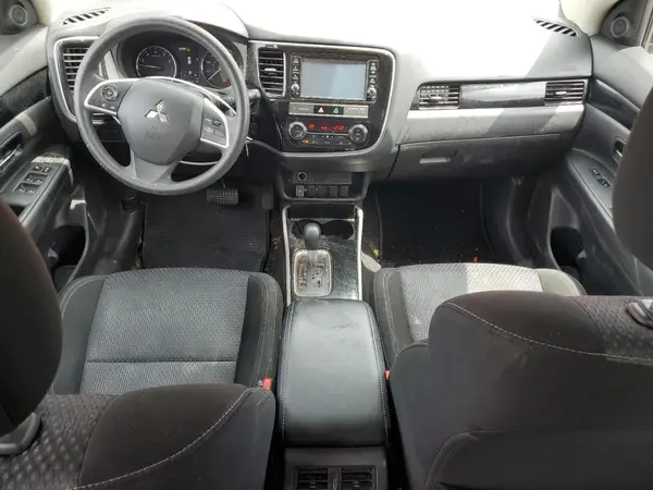 JA4AZ3A33KZ008042 2019 MITSUBISHI OUTLANDER - Image 8
