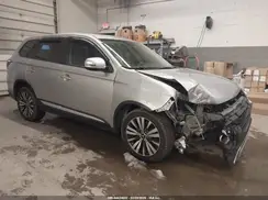 JA4AZ3A33KZ013175 2019 MITSUBISHI OUTLANDER