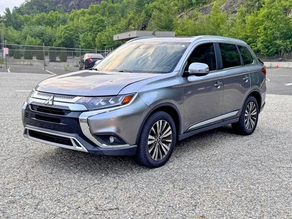 JA4AZ3A33KZ016853 2019 MITSUBISHI OUTLANDER - Image 2