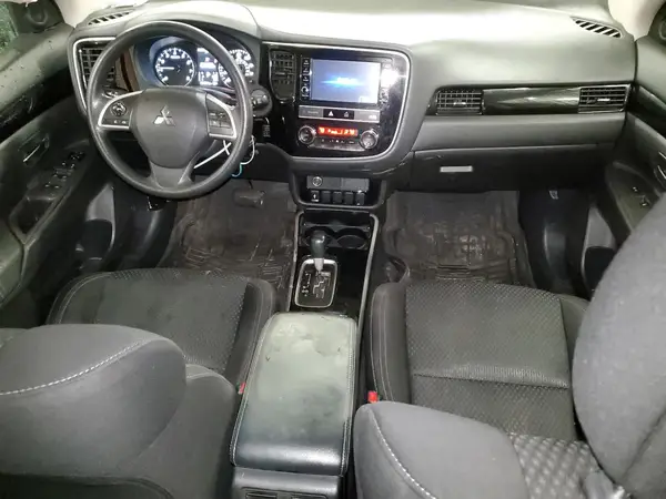 JA4AZ3A33KZ031238 2019 MITSUBISHI OUTLANDER - Image 8