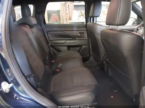 JA4AZ3A33KZ039114 2019 MITSUBISHI OUTLANDER - Image 8
