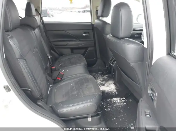 JA4AZ3A33LZ011380 2020 MITSUBISHI OUTLANDER - Image 7