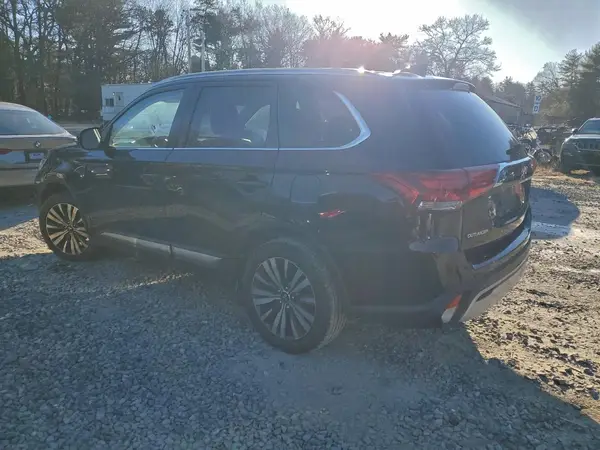 JA4AZ3A33LZ017924 2020 MITSUBISHI OUTLANDER - Image 2