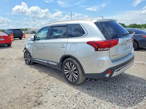 JA4AZ3A33LZ021309 2020 MITSUBISHI OUTLANDER - Image 2