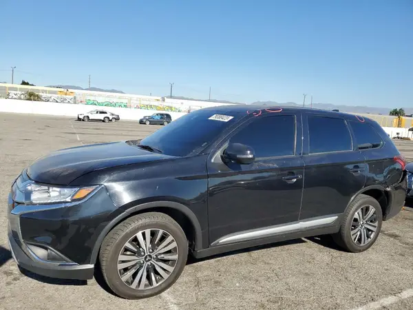 JA4AZ3A33LZ022251 2020 MITSUBISHI OUTLANDER - Image 1