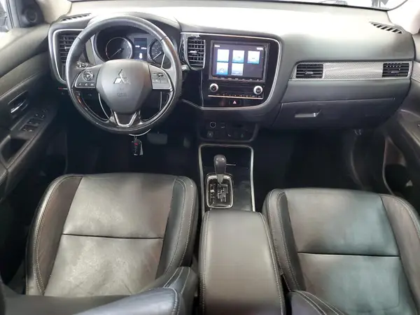 JA4AZ3A33LZ023450 2020 MITSUBISHI OUTLANDER - Image 8