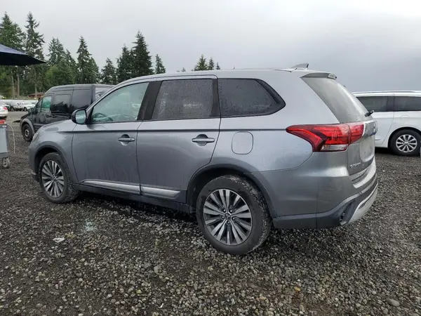 JA4AZ3A33LZ026767 2020 MITSUBISHI OUTLANDER - Image 2