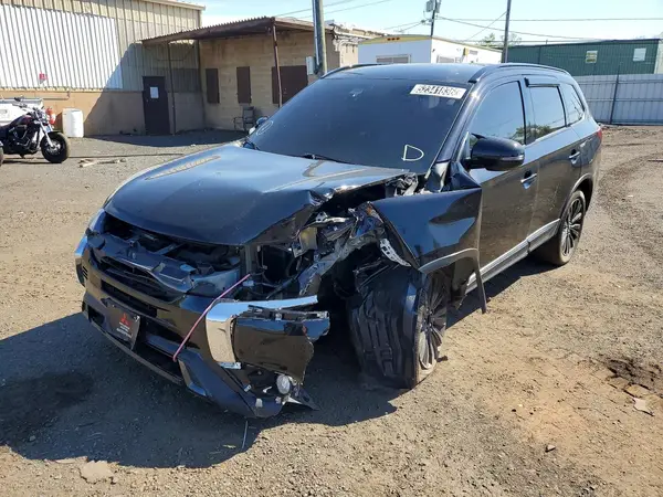 JA4AZ3A33LZ028521 2020 MITSUBISHI OUTLANDER - Image 1