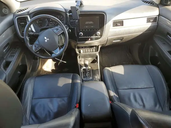 JA4AZ3A33LZ030771 2020 MITSUBISHI OUTLANDER - Image 8