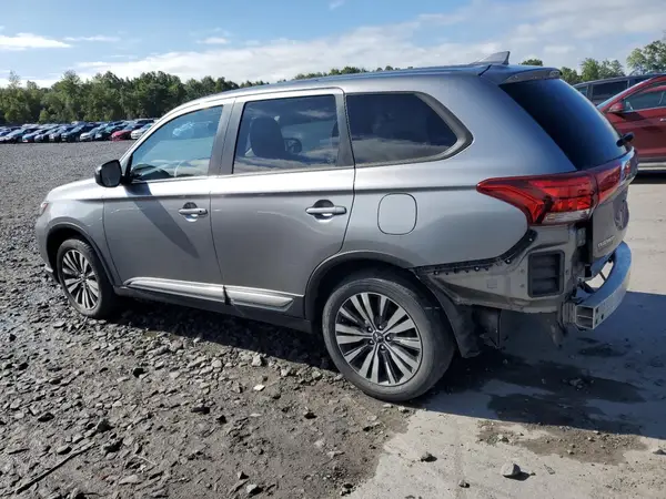 JA4AZ3A33LZ044735 2020 MITSUBISHI OUTLANDER - Image 2