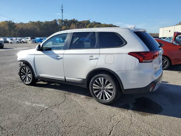 JA4AZ3A33LZ047778 2020 MITSUBISHI OUTLANDER - Image 2