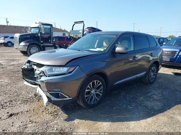 JA4AZ3A34GZ008736 2016 MITSUBISHI OUTLANDER - Image 2