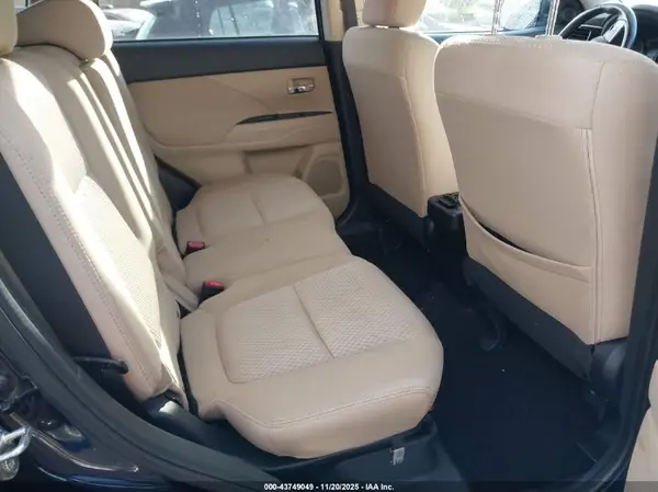 JA4AZ3A34GZ017890 2016 MITSUBISHI OUTLANDER - Image 8