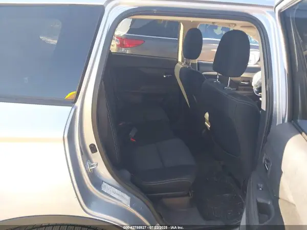 JA4AZ3A34GZ020336 2016 MITSUBISHI OUTLANDER - Image 8