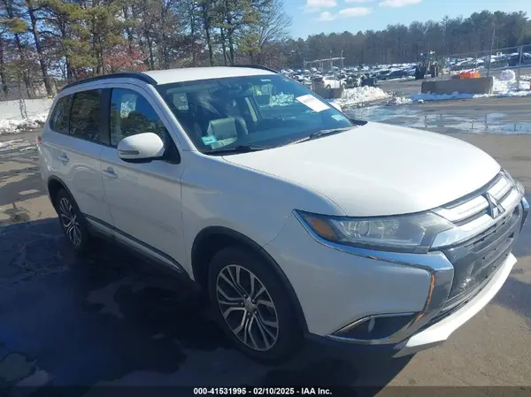 JA4AZ3A34GZ035189 2016 MITSUBISHI OUTLANDER - Image 1