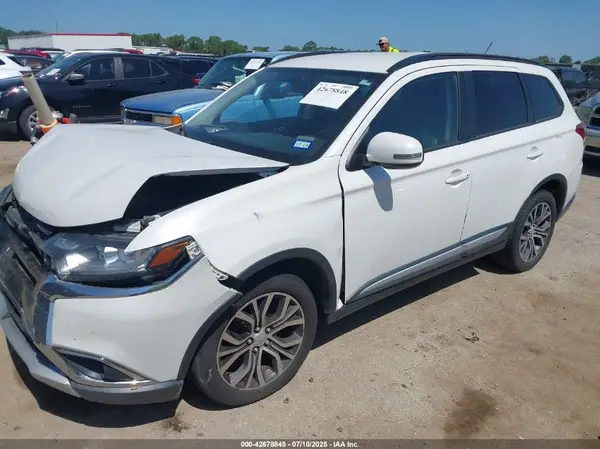 JA4AZ3A34GZ044054 2016 MITSUBISHI OUTLANDER - Image 2