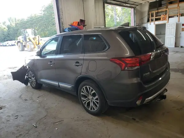 JA4AZ3A34HZ008995 2017 MITSUBISHI OUTLANDER - Image 2