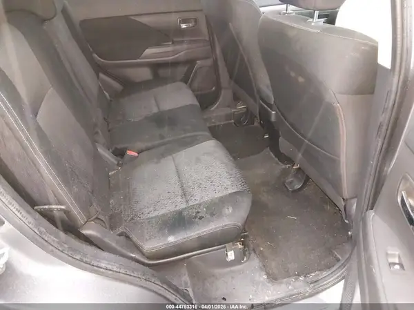JA4AZ3A34HZ026204 2017 MITSUBISHI OUTLANDER - Image 8