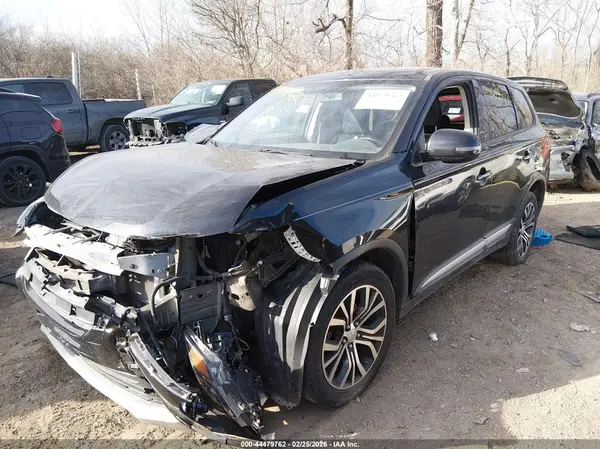 JA4AZ3A34HZ026493 2017 MITSUBISHI OUTLANDER - Image 2