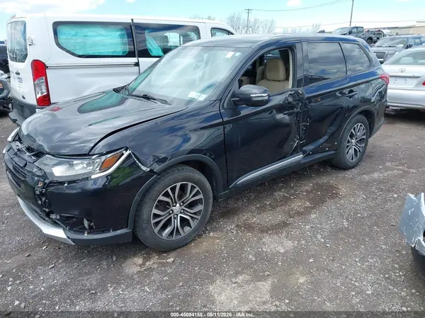JA4AZ3A34HZ038255 2017 MITSUBISHI OUTLANDER - Image 2