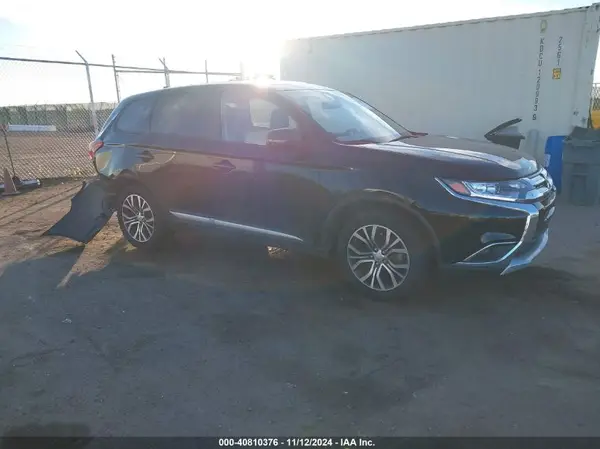 JA4AZ3A34HZ051202 2017 MITSUBISHI OUTLANDER - Image 1
