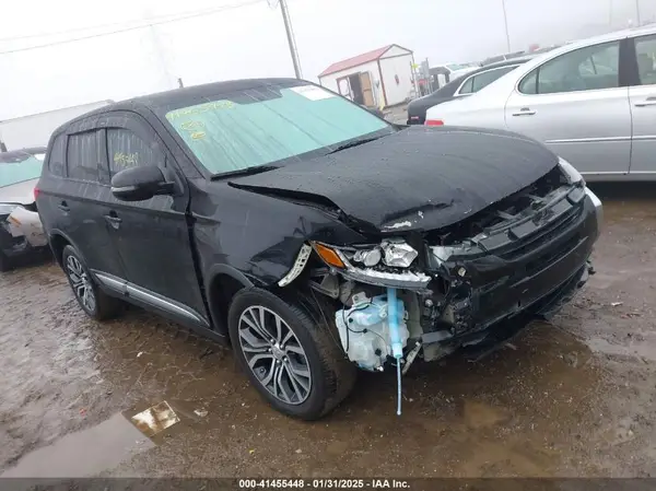 JA4AZ3A34HZ052611 2017 MITSUBISHI OUTLANDER - Image 1