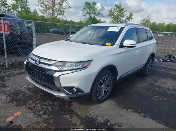 JA4AZ3A34HZ056254 2017 MITSUBISHI OUTLANDER - Image 2