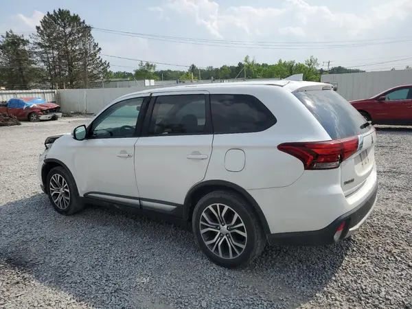 JA4AZ3A34HZ057386 2017 MITSUBISHI OUTLANDER - Image 2