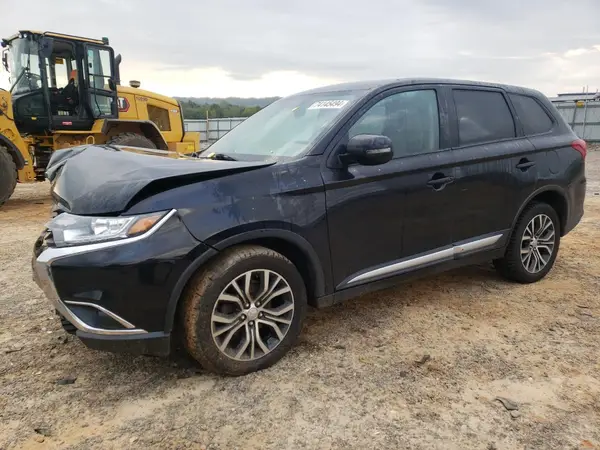 JA4AZ3A34JZ041985 2018 MITSUBISHI OUTLANDER - Image 1