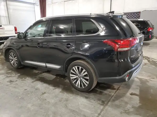 JA4AZ3A34KJ001311 2019 MITSUBISHI OUTLANDER - Image 2