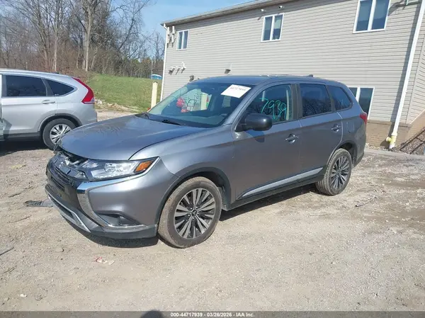 JA4AZ3A34KZ005764 2019 MITSUBISHI OUTLANDER - Image 2