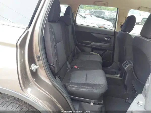 JA4AZ3A34KZ008227 2019 MITSUBISHI OUTLANDER - Image 8