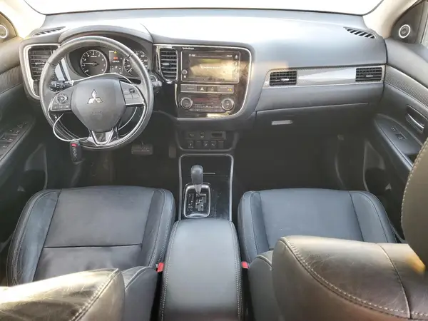 JA4AZ3A34KZ009720 2019 MITSUBISHI OUTLANDER - Image 8
