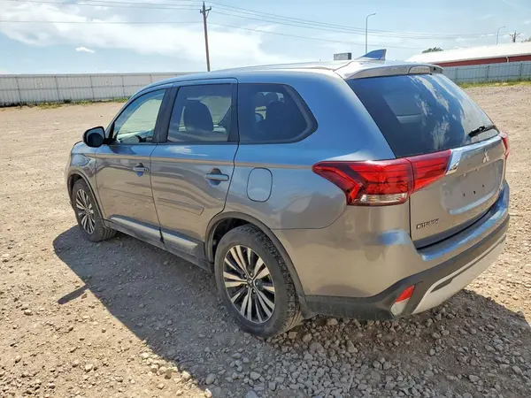 JA4AZ3A34KZ010642 2019 MITSUBISHI OUTLANDER - Image 2